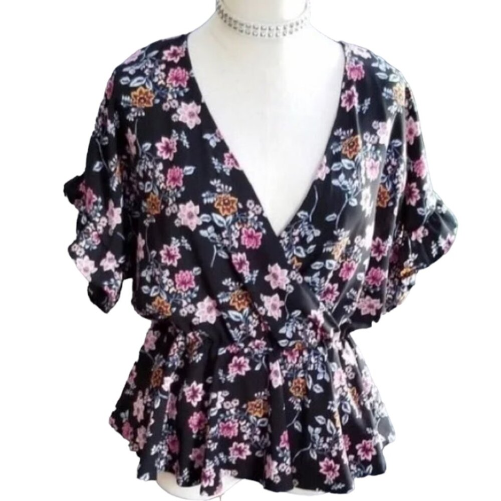 Francesca’s "Mi Ami" Peplum Top, Floral, Criss-Cross, V-Neck, Ruffles, XS